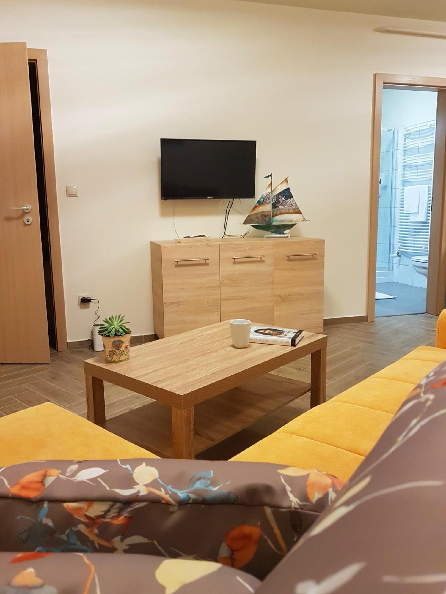 Silver Lodge Apartments Eger Habitación foto